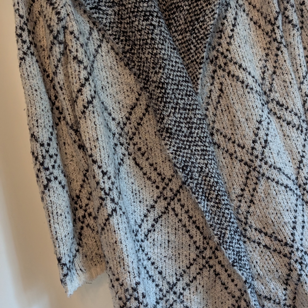LOFT Black and Cream Geometric Cardigan